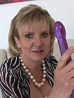 Double-Ended-Dildo-Wank-thumb-04